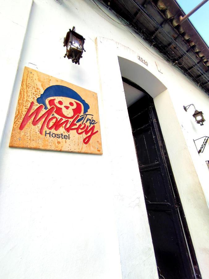 Trip Monkey Giron Hotel Exterior photo